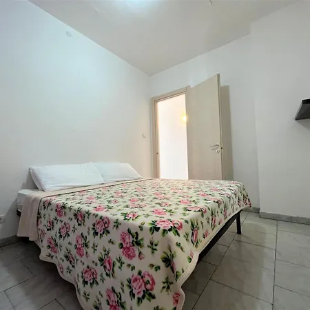 Διαμέρισμα Nettuno *