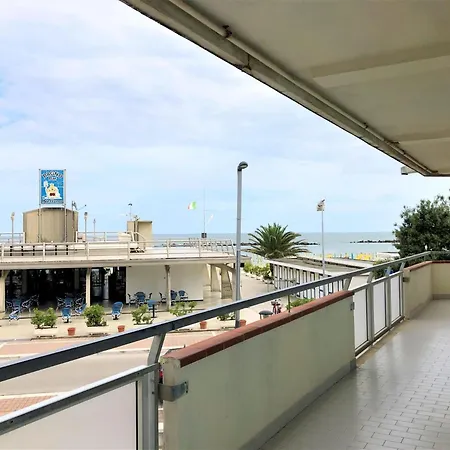 Nettuno Διαμέρισμα