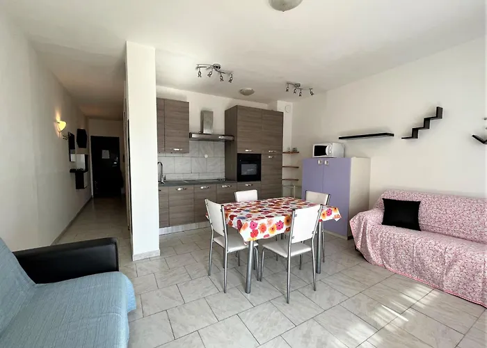 Nettuno * Лидо-ди-Помпоза